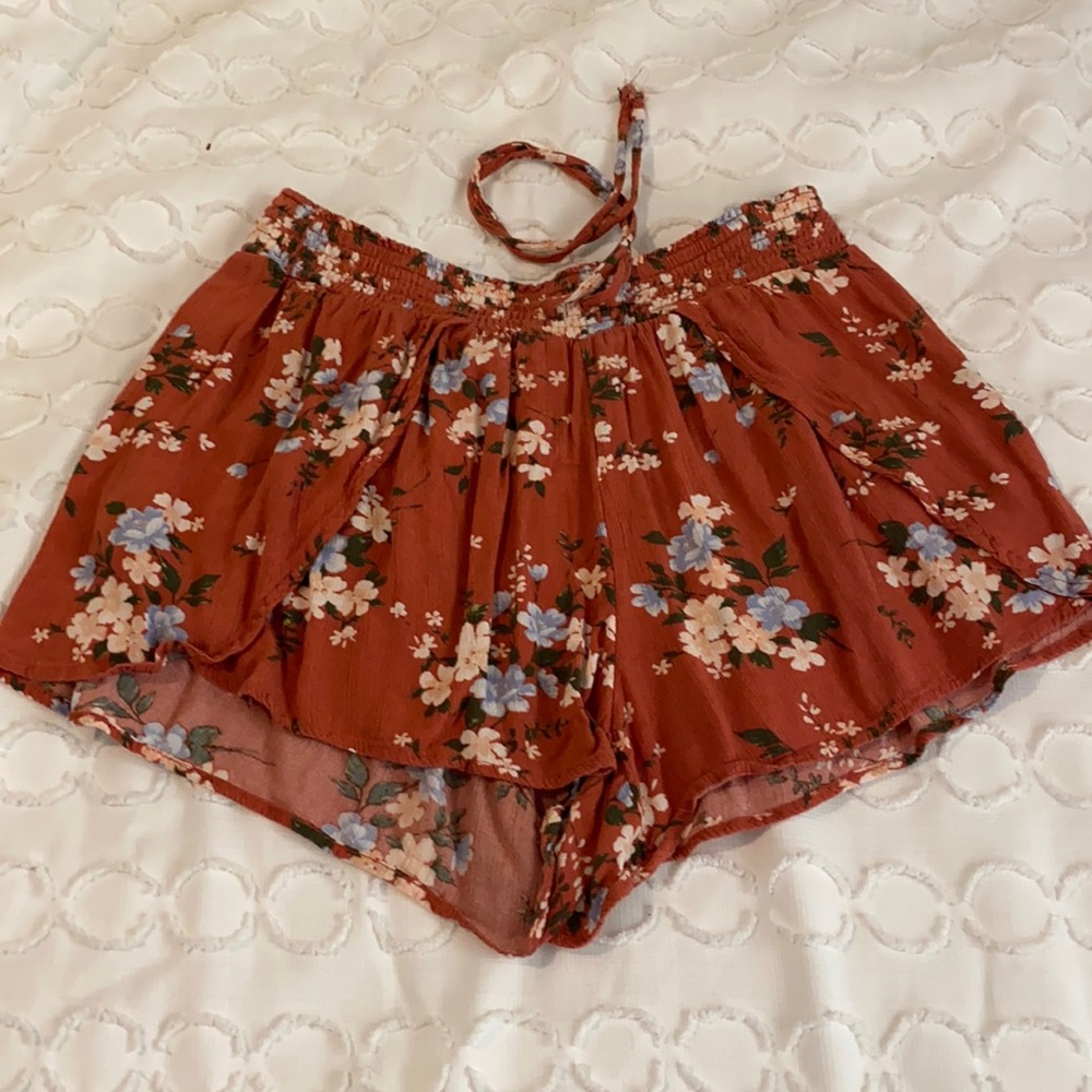 American Eagle Floral Shorts
